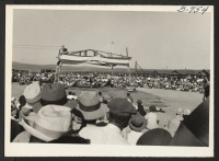 [recto] Scene at the Sumo tournament held at the Tule Lake Center, October, 1944. ;  Photographer: Bigelow, John ;  Newell, California.