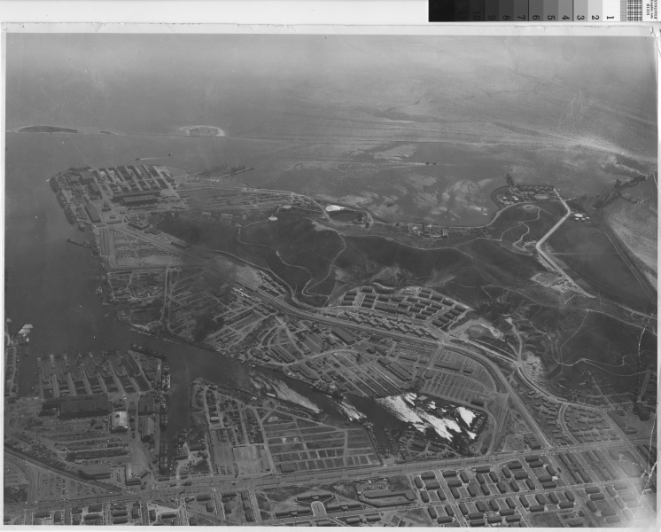 [Aerial photograph of Kaiser Shipyards Number One, Three, and Four]